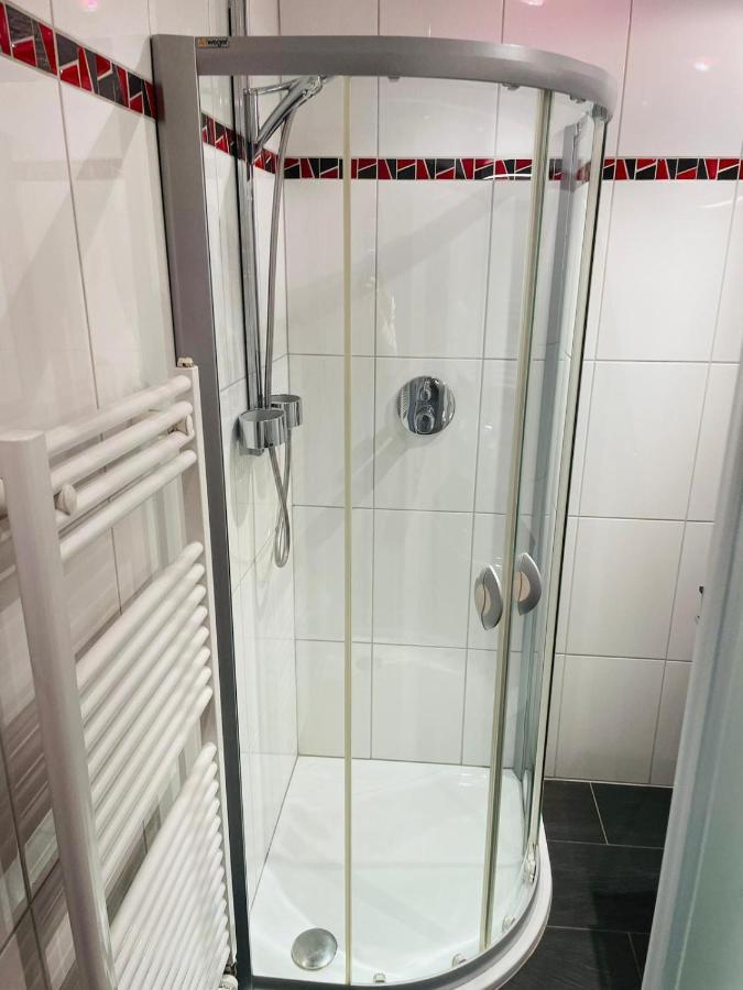 Super Deluxe Apartment - Near U6, U3 In City Center Vienna Exterior photo
