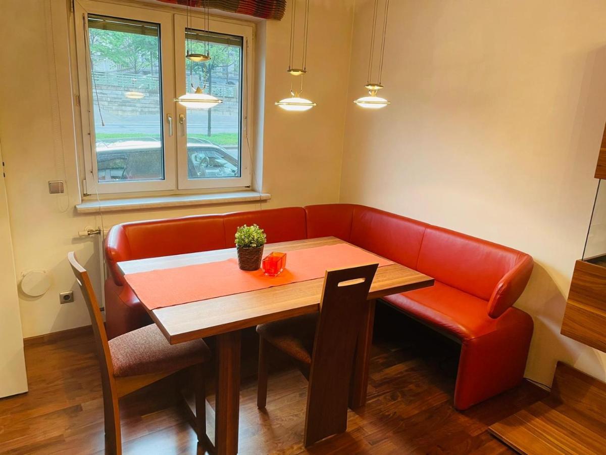 Super Deluxe Apartment - Near U6, U3 In City Center Vienna Exterior photo